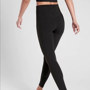 NWOT Athleta Ultra High Rise Elation Tight